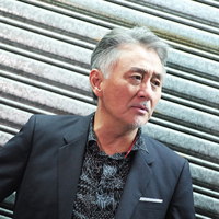 吴岱融