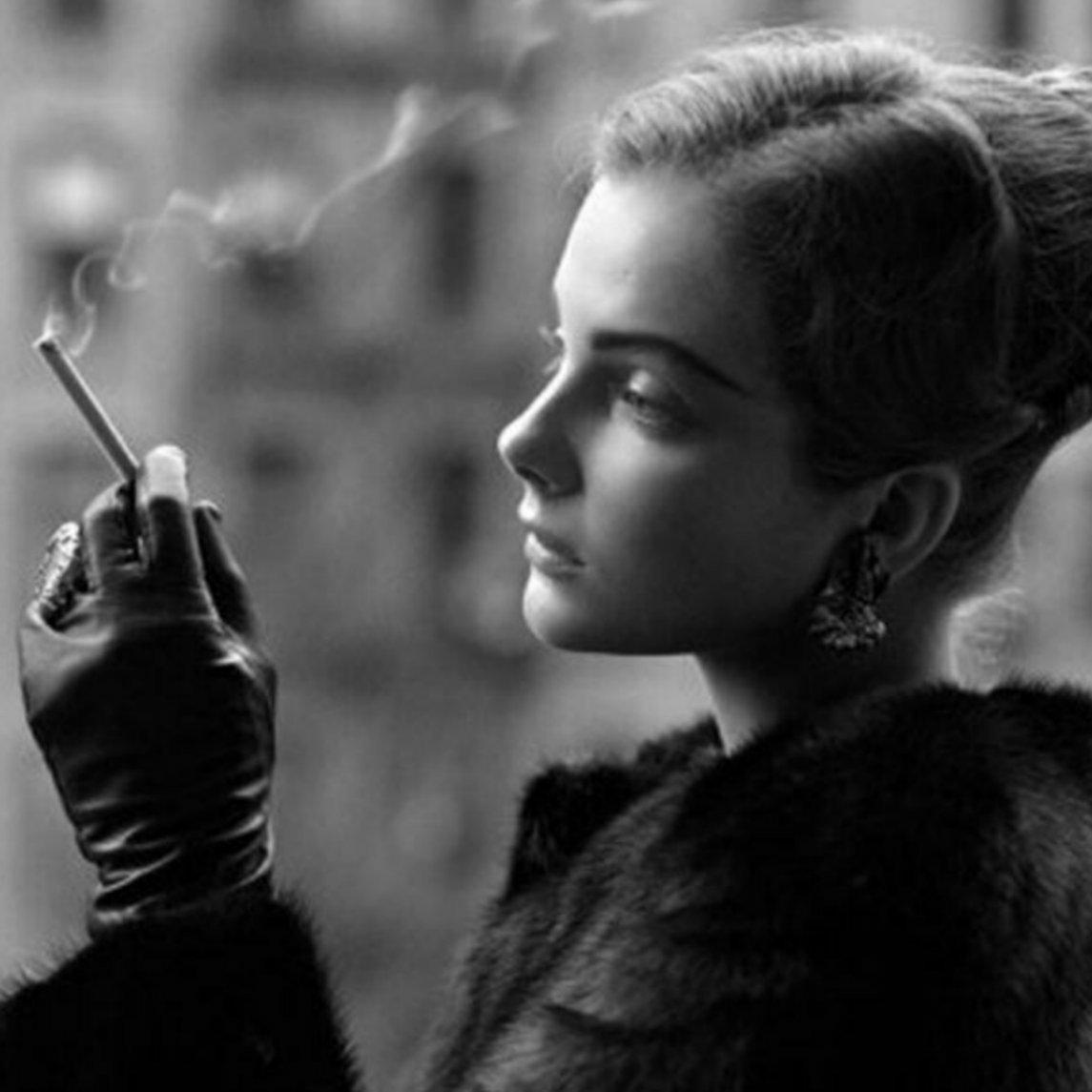 戴上耳机· 旅游开始 欢乐的歌曲