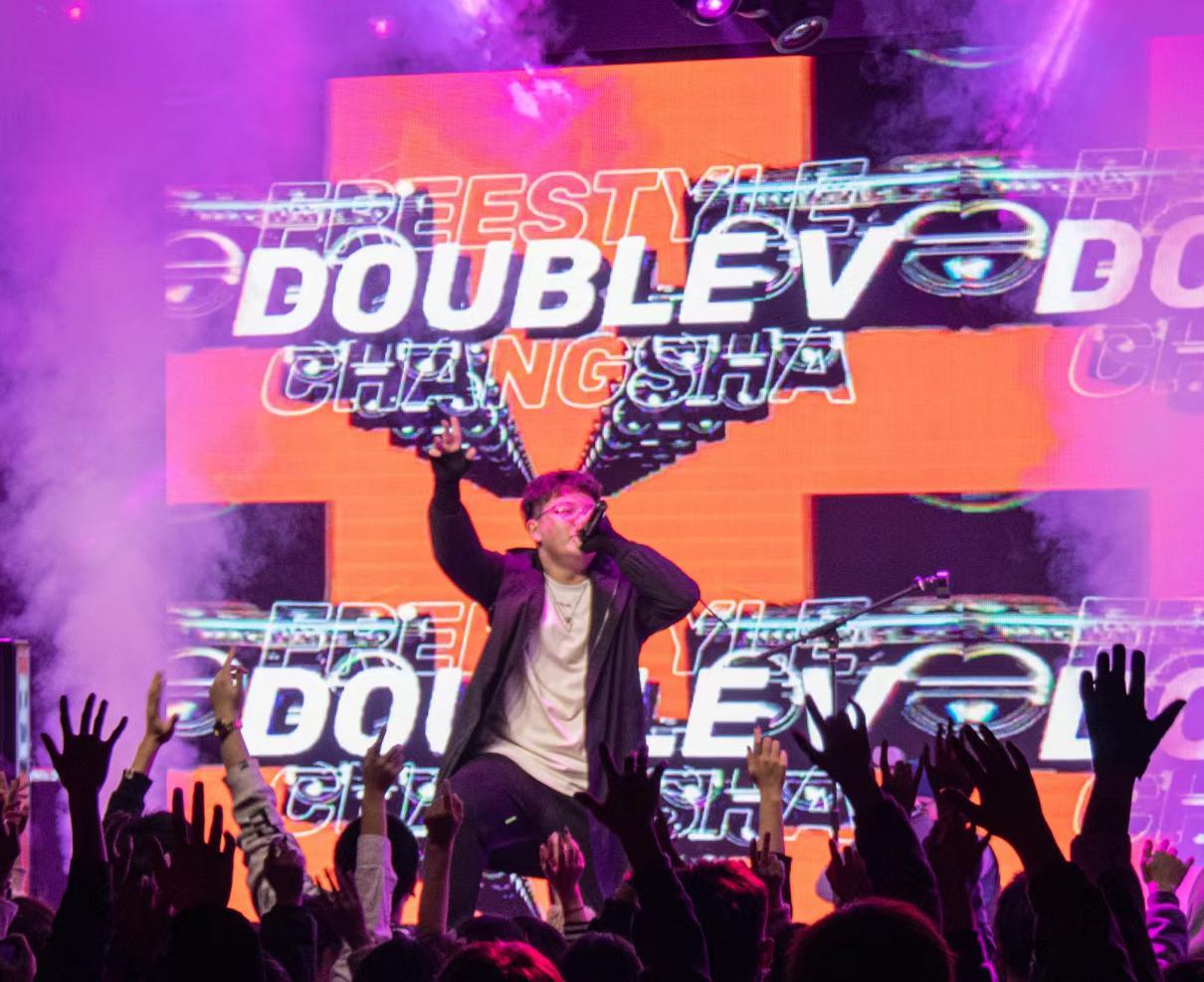 Double V