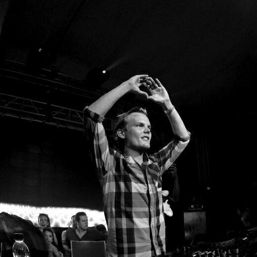 A神——永恒的Avicii