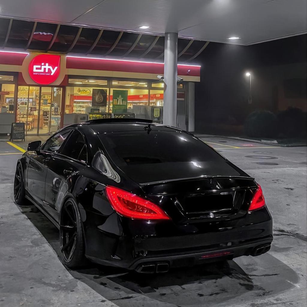 Black Benz