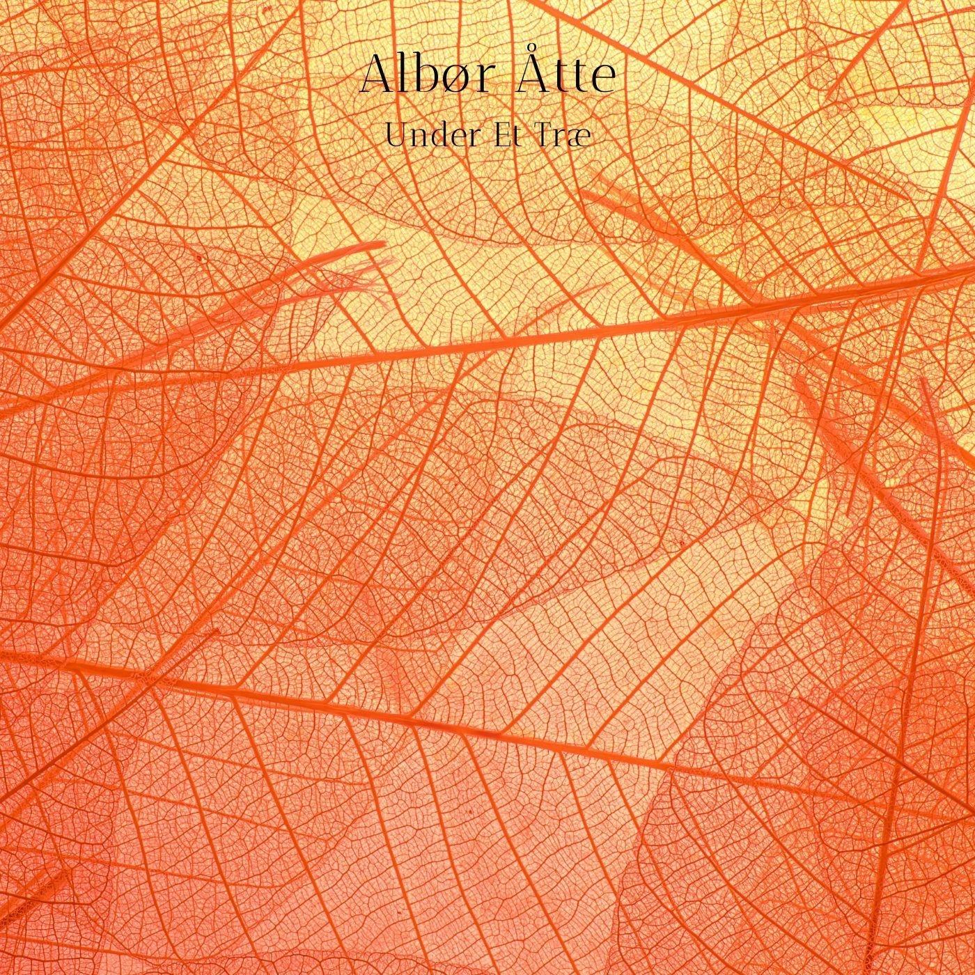 Under Et Træ