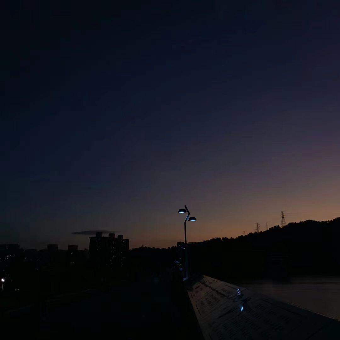 深夜随笔_Funkery放克瑞_后知后觉 | 在线播放_深夜随笔歌词_深夜随笔下载 | 网易云音乐
