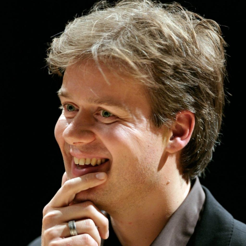 Michel van der Aa 范德阿