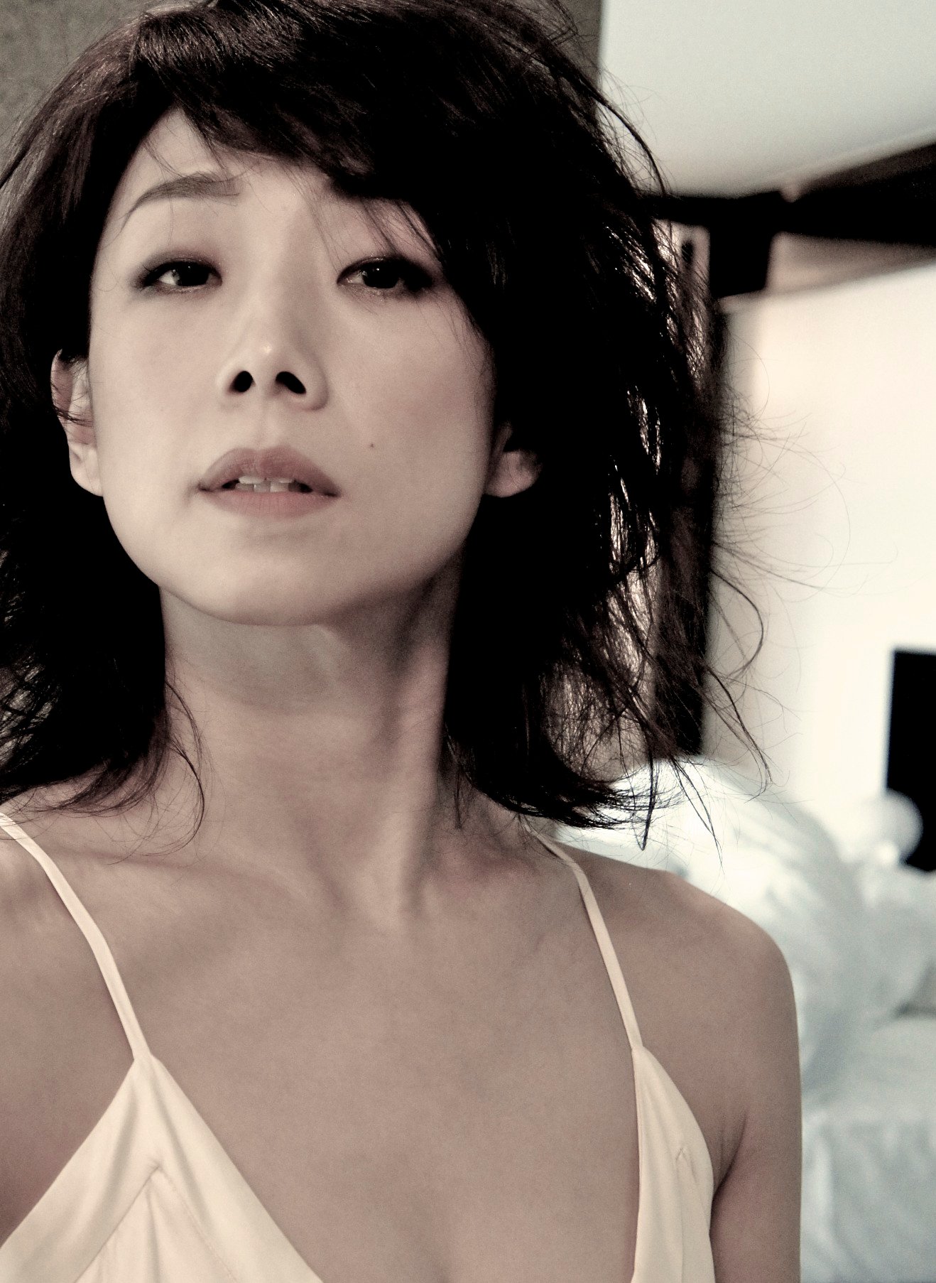 90年代香港女歌手 18578447976520540.jpg?size=1318x1806