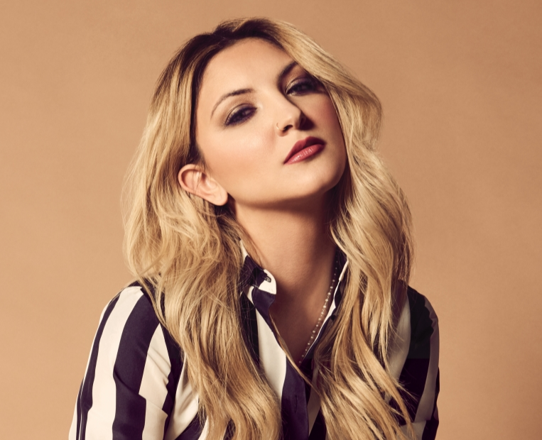 Julia Michaels