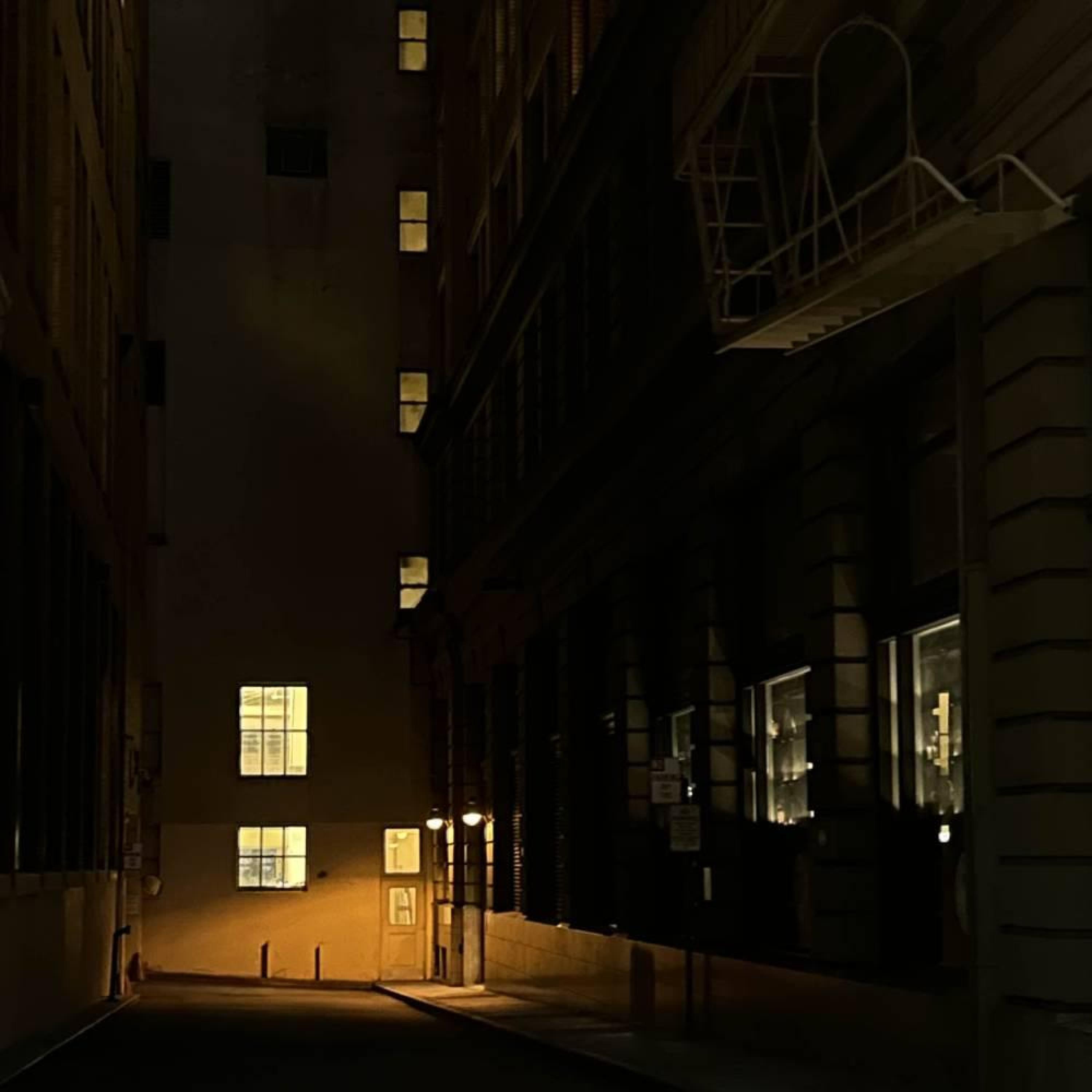 moves (feat. roxas358)