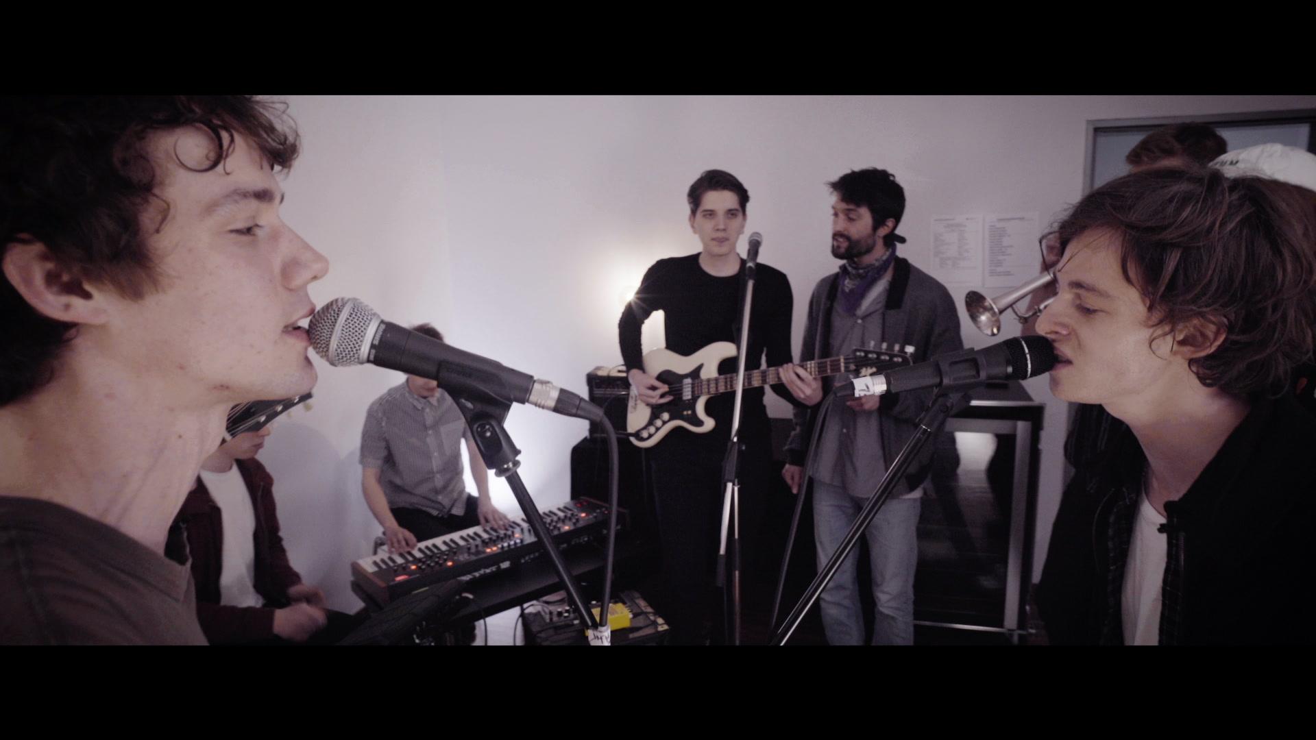 Tom's Diner AnnenMayKantereit 高清MV 网易云音乐