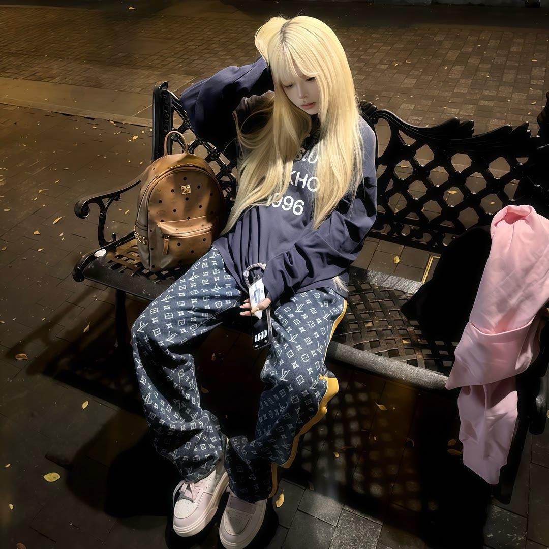 Molly - LakHouse Edit