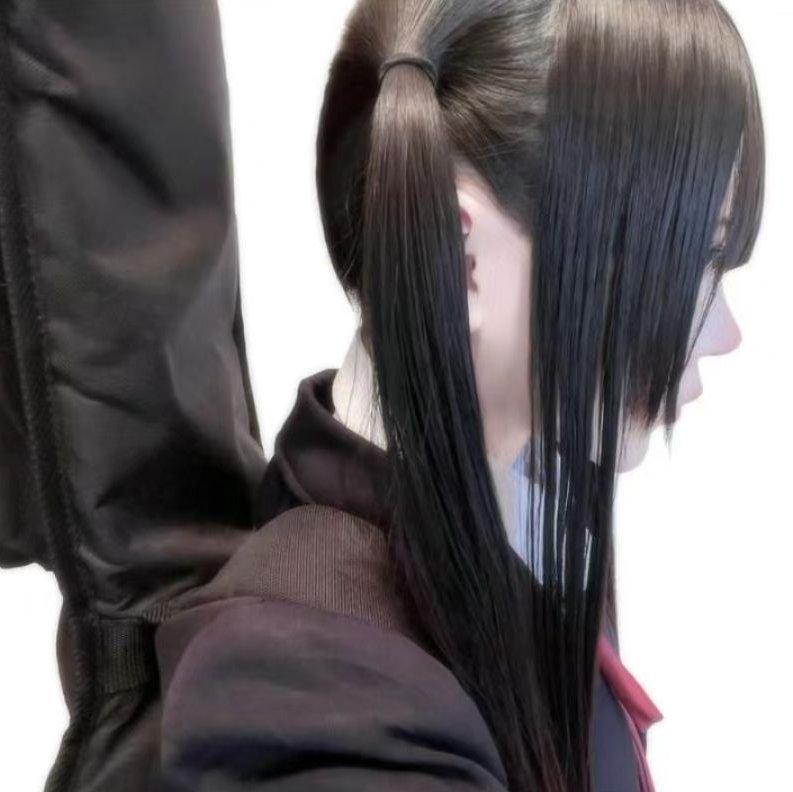 早就給自己下了会幸福的詛咒