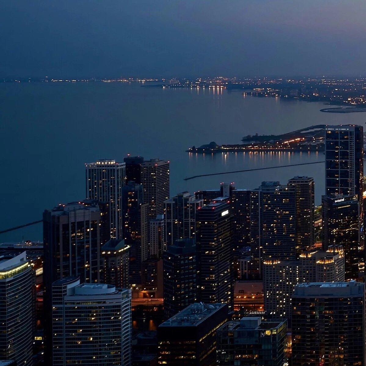 最好的相遇是久别重逢。