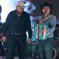 Alfredo Olivas - El Zoológico (En Vivo)