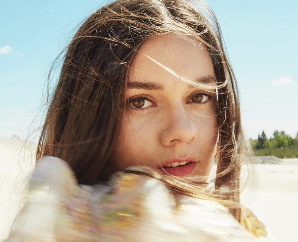 Emelie Hollow