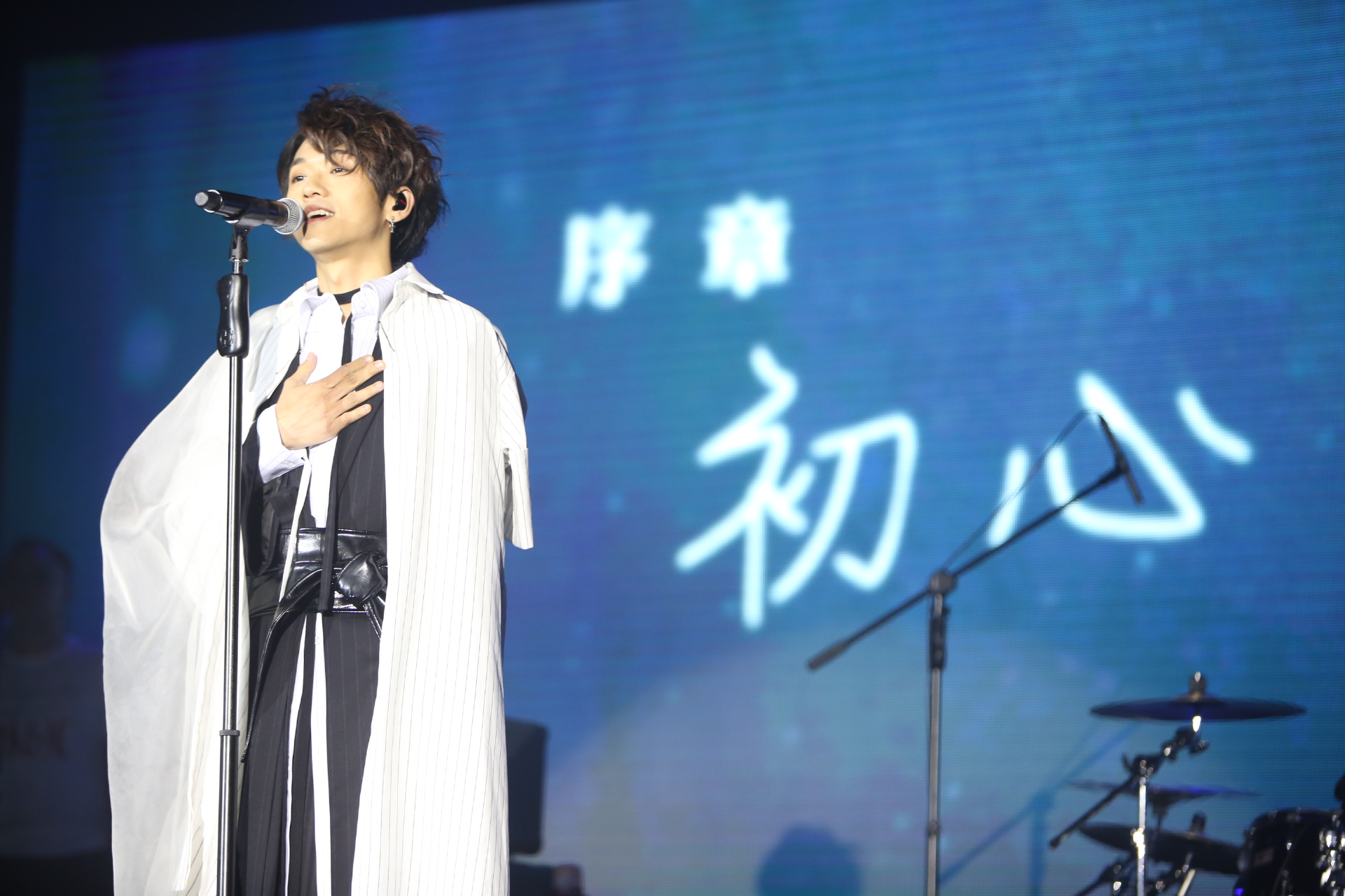 冯博 | 在未知的路途闯荡,用音符描绘心碎的声音