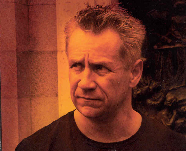 Olli Lindholm