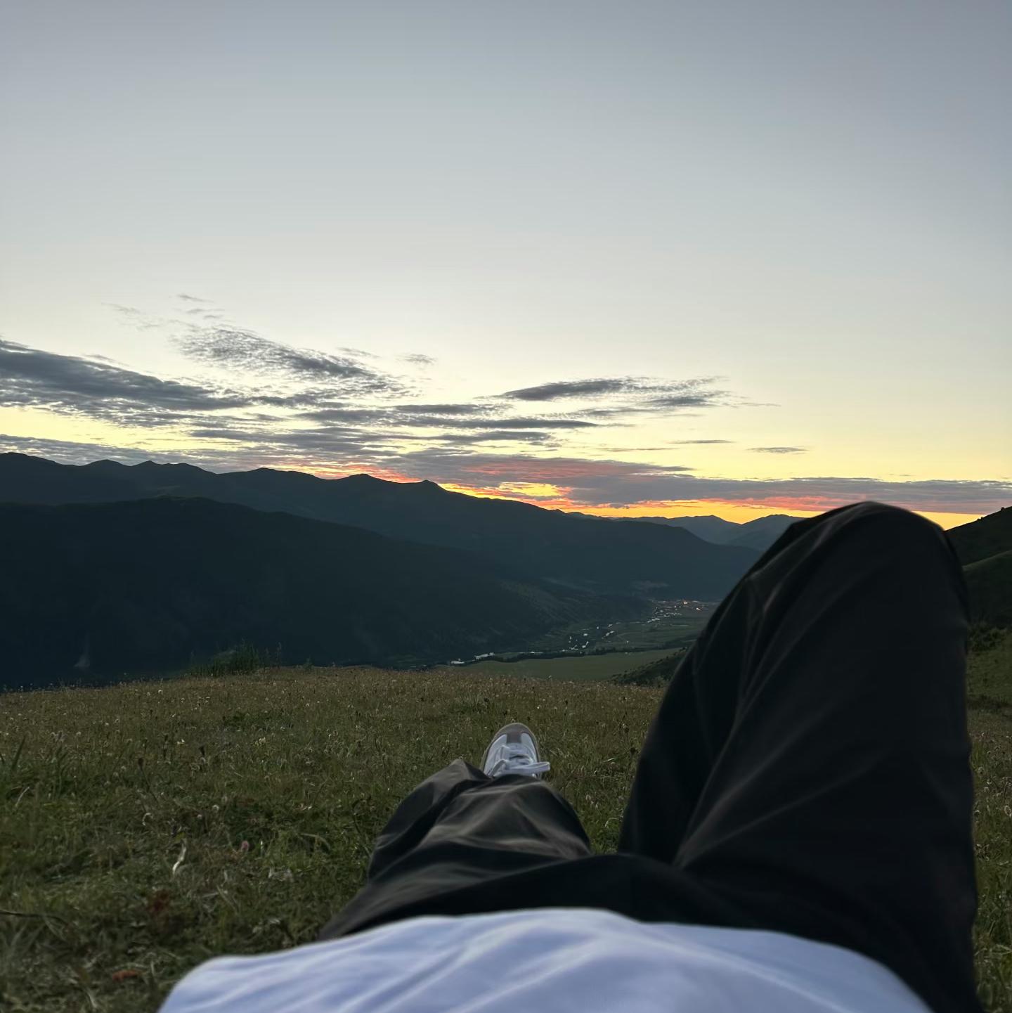 山林不向四季起誓