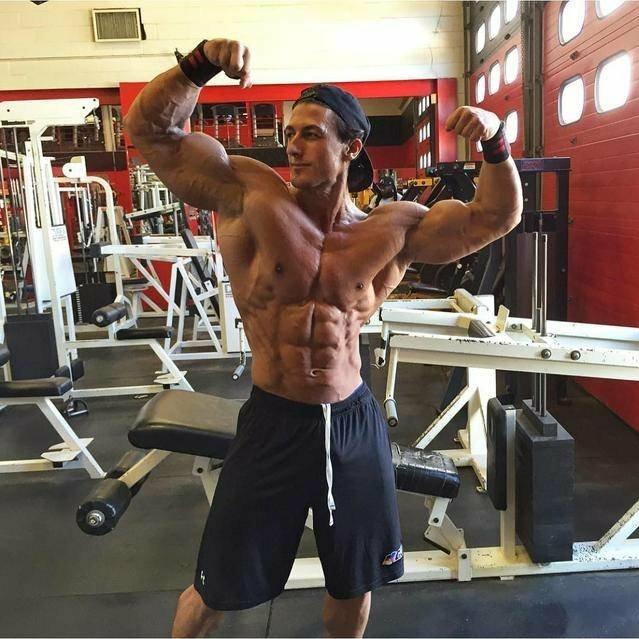 耳机一戴 就是健身房里面的大佬