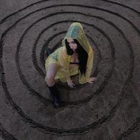 Judeline - tiempo pasa