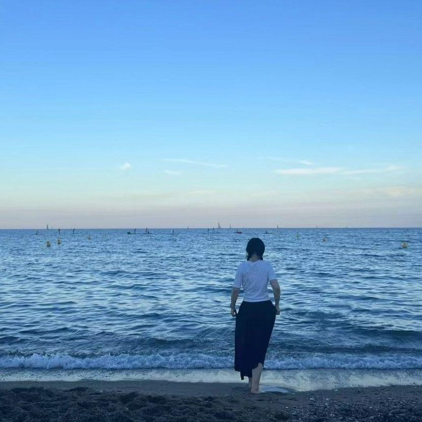 赤道上封面