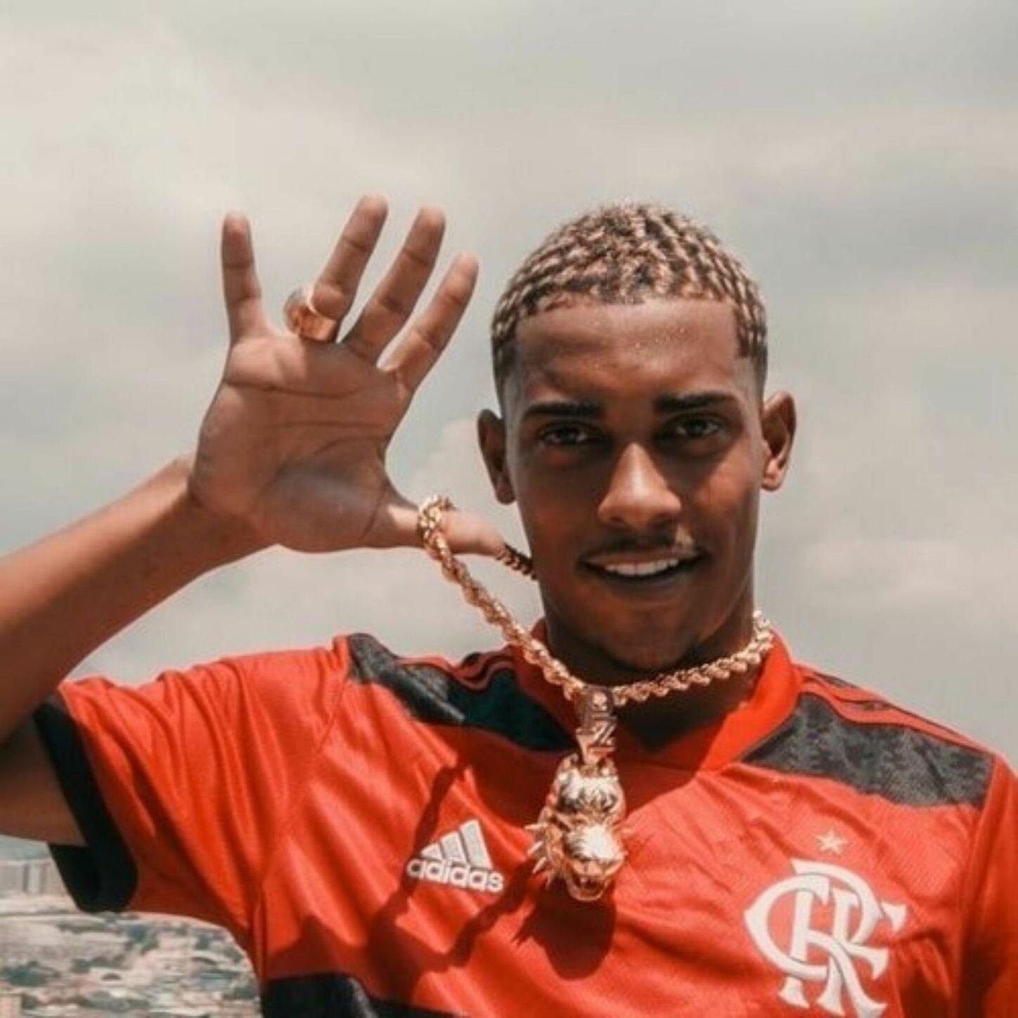 MTG- TA FLUINDO, ENTÃO DEIXA CHOVER DINHEIRO