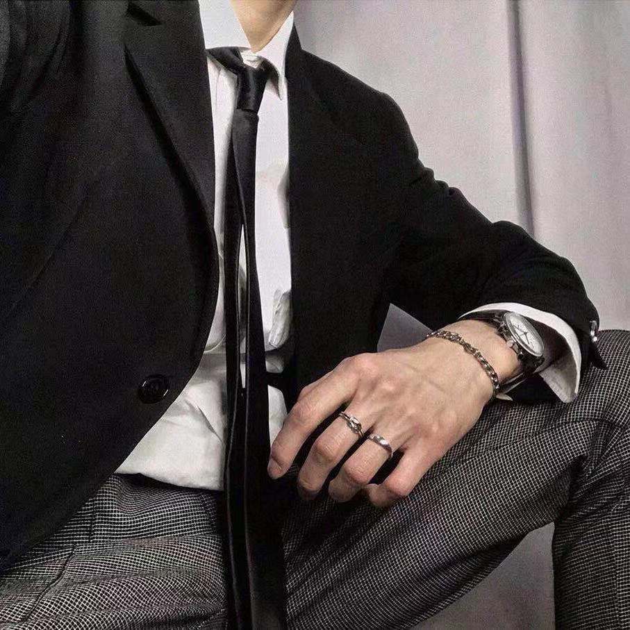 投入地爱一次封面