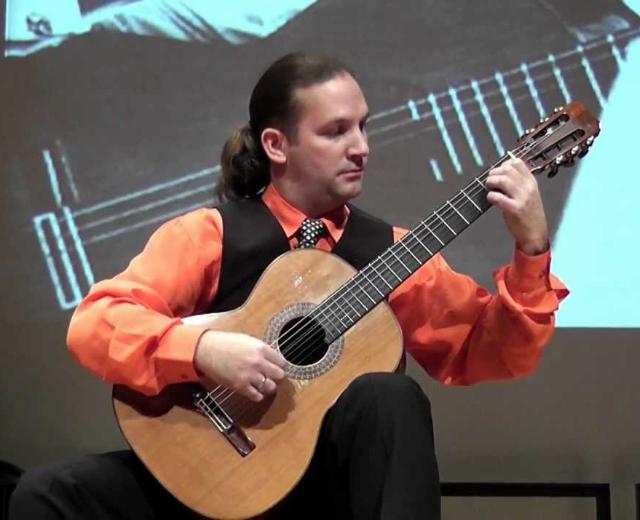 Marco Tamayo