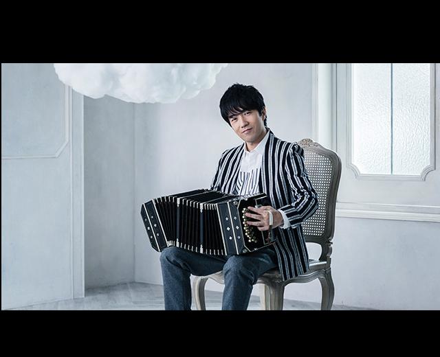小松亮太