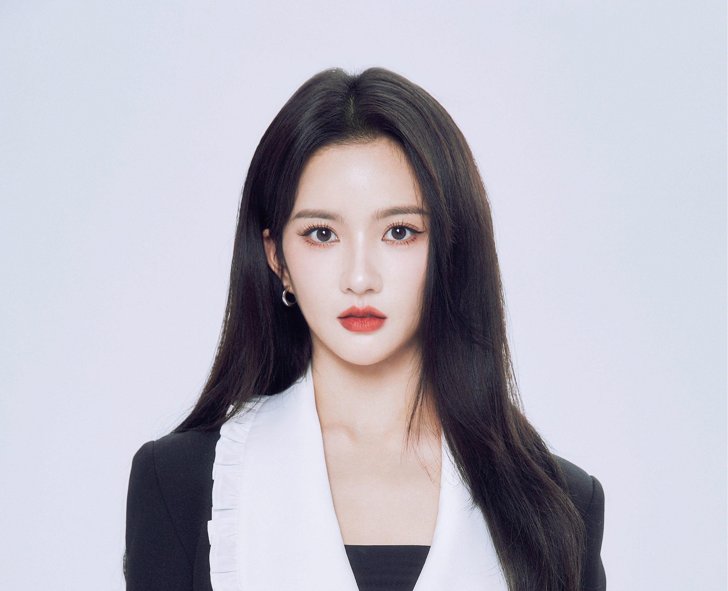 gugudan 刘些宁 Sally トレカ gugudan 刘些宁 Sally トレカ - メルカリ