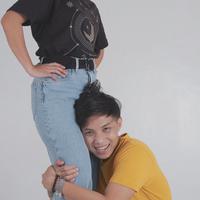 whoarewe?