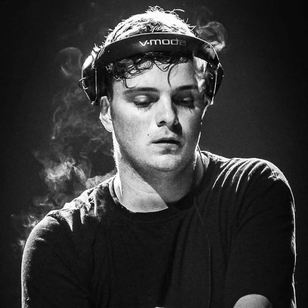 Martin Garrix // 早期作品