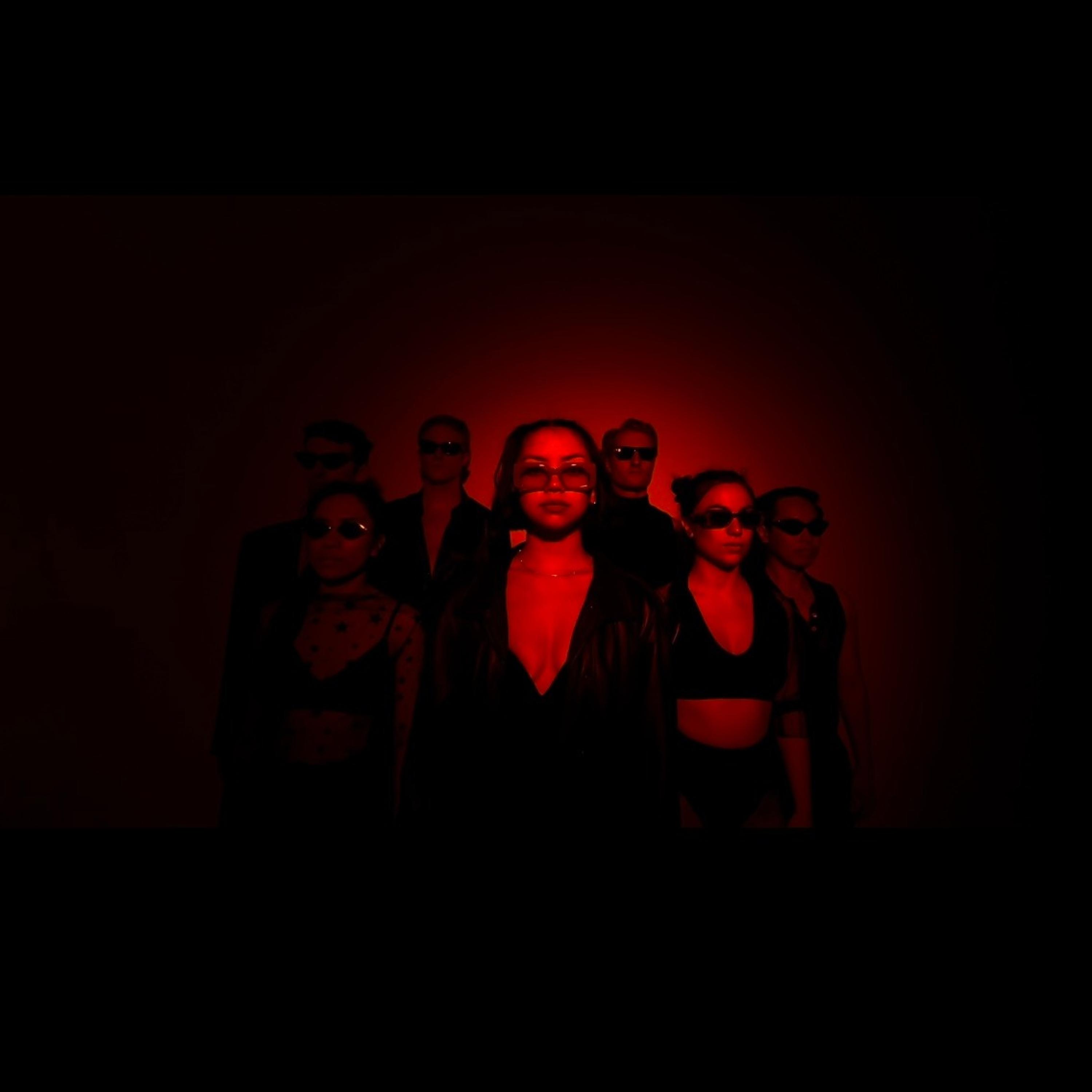 You Look Amazing (feat. JEV)