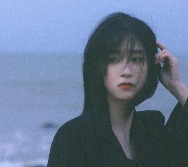 蒋芸