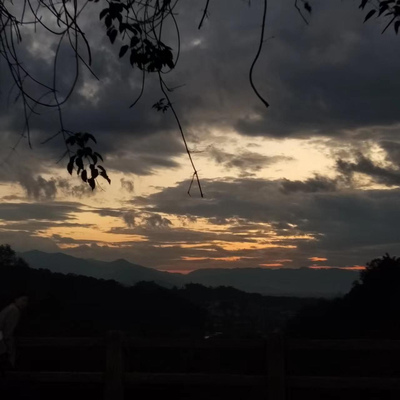 少年锦时(cover赵雷)封面