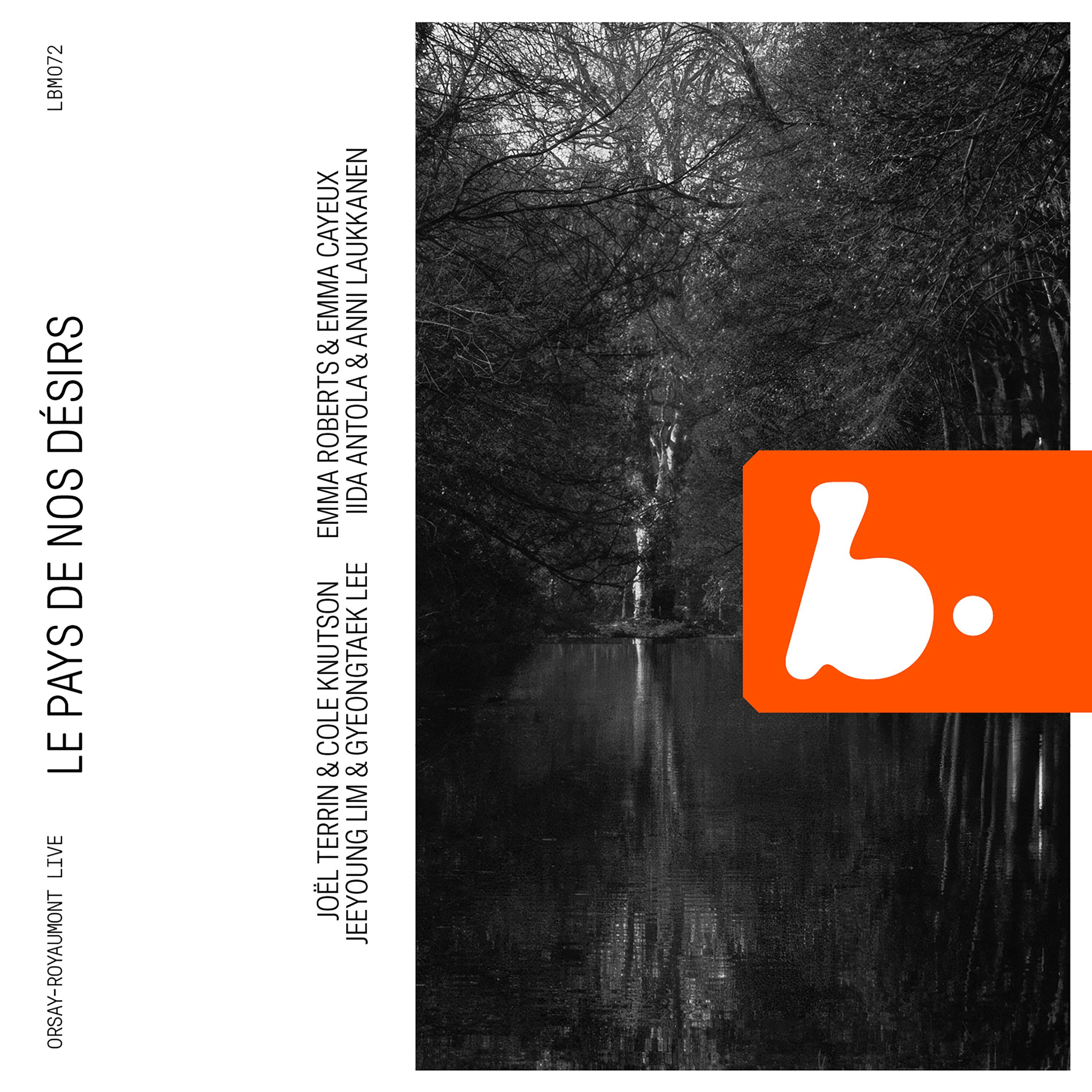 Traditional Outfit (Live)