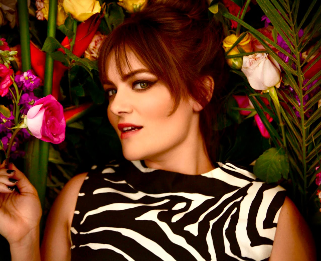 Julia Stone