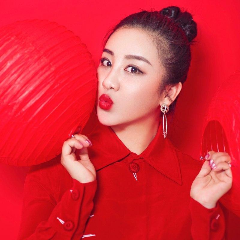 亲不够的草原唱不完的歌 (广场舞)封面