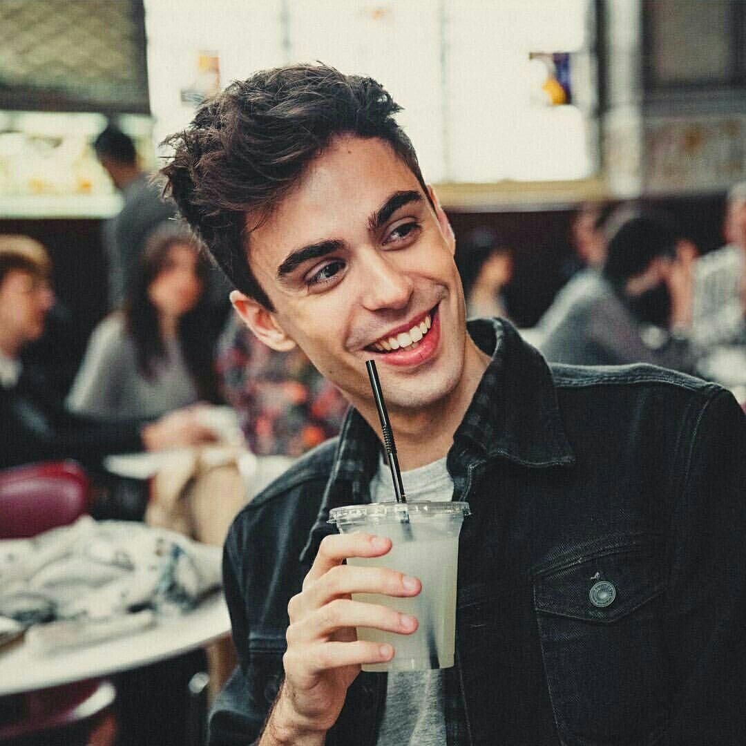 修改昵称是一件很麻烦的事情