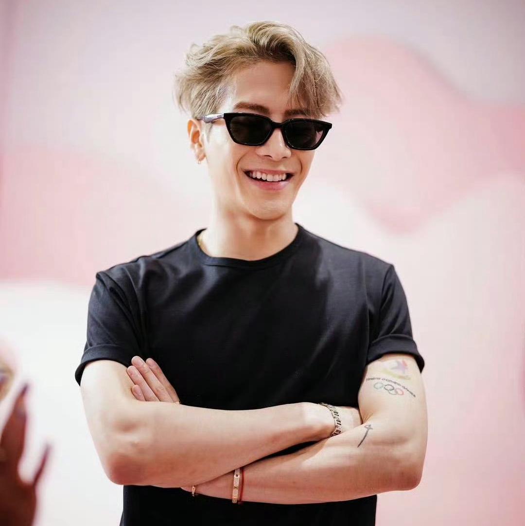 属于王嘉尔的时间