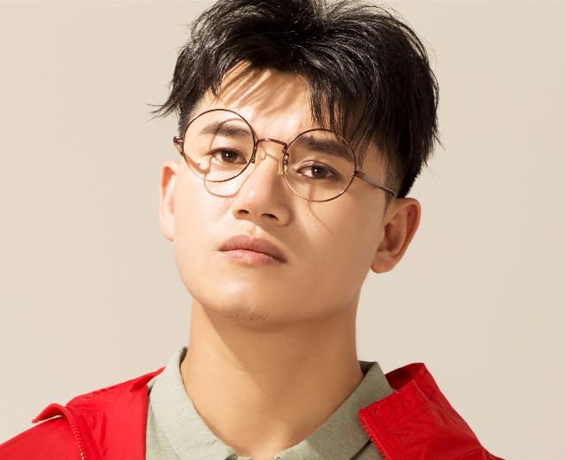 刘崇健