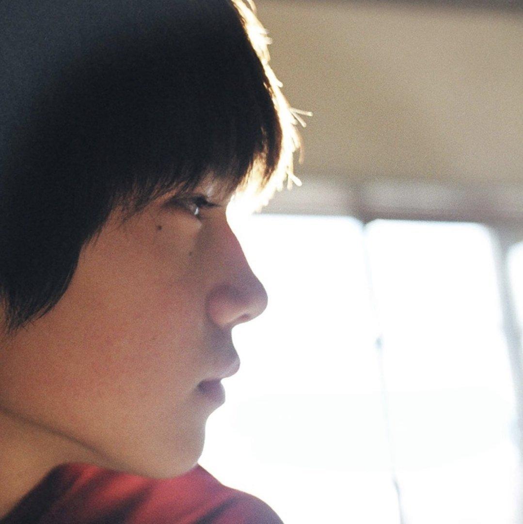 把我困在大雨天