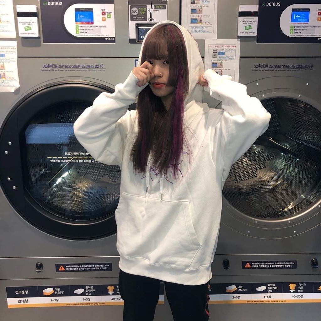 Q⃓u⃓e⃓e⃓n⃓n⃓Y⃓u⃓z⃓1⃓o⃓n⃓