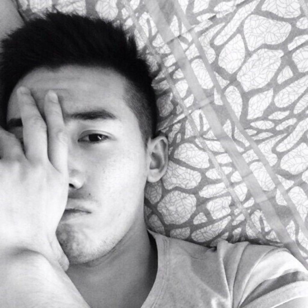 沉迷男色不能自拔的基佬