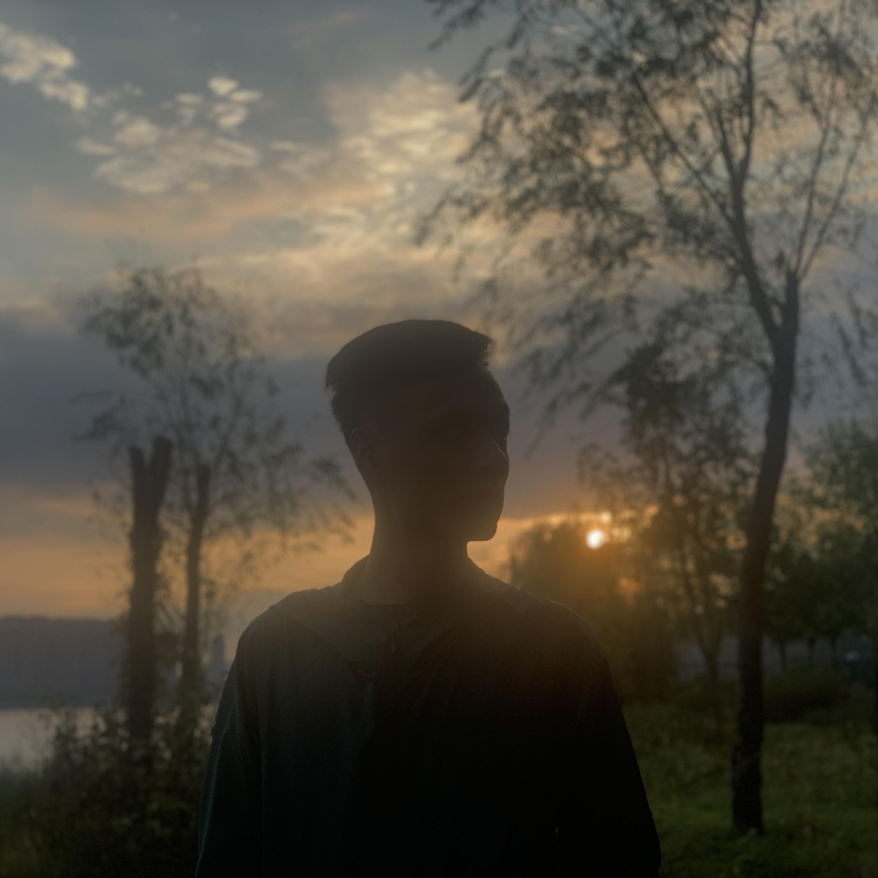 赵希予 - 灵魂出窍 (假面曲神 Techno Remix)