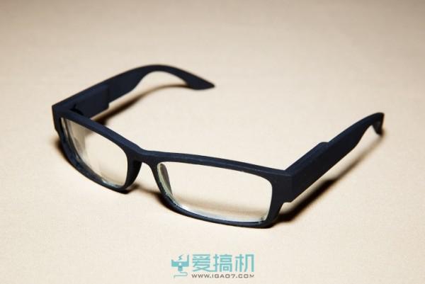嫌Google Glass太丑 卡尔蔡司也要做智能眼镜