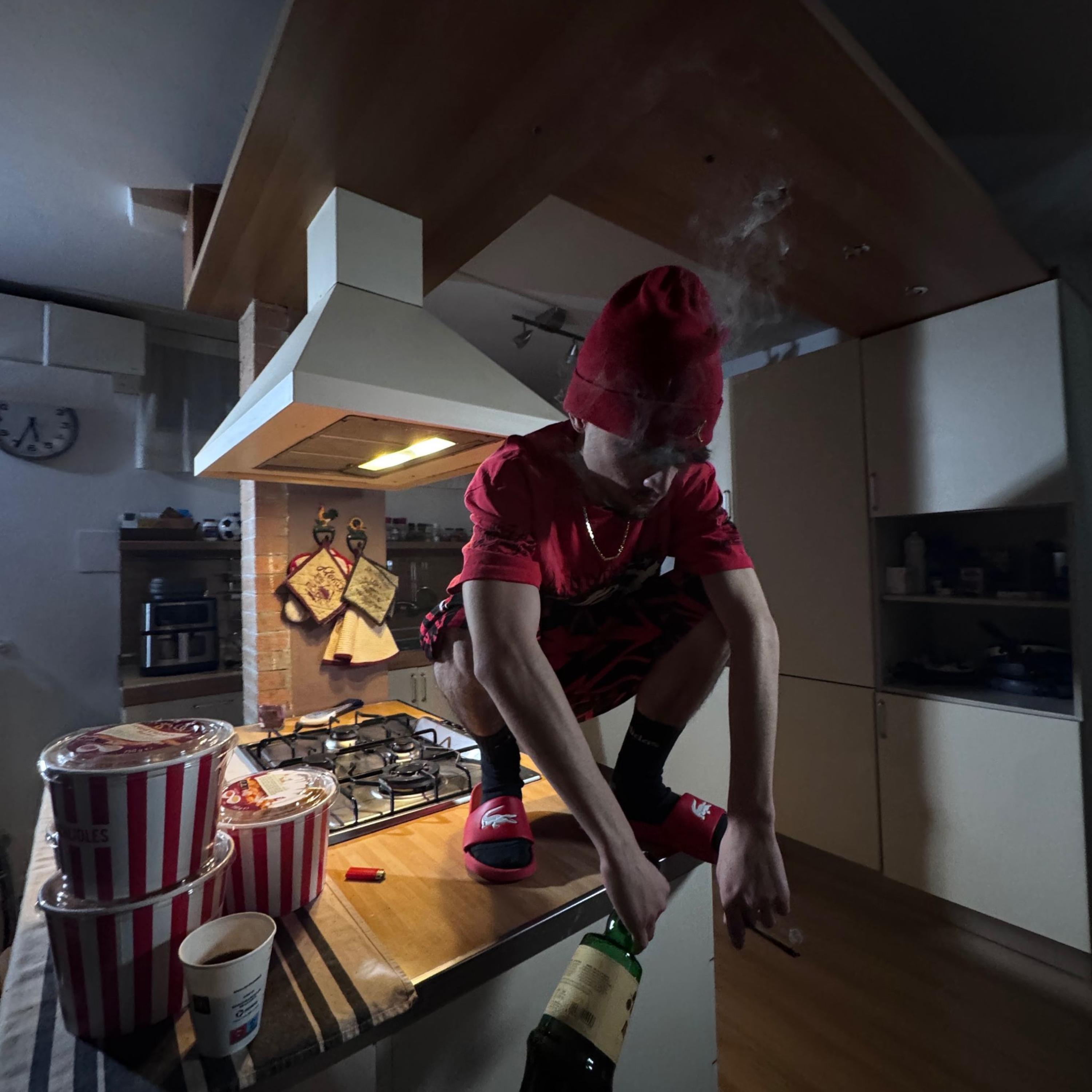 RELAX (feat. Bedini)