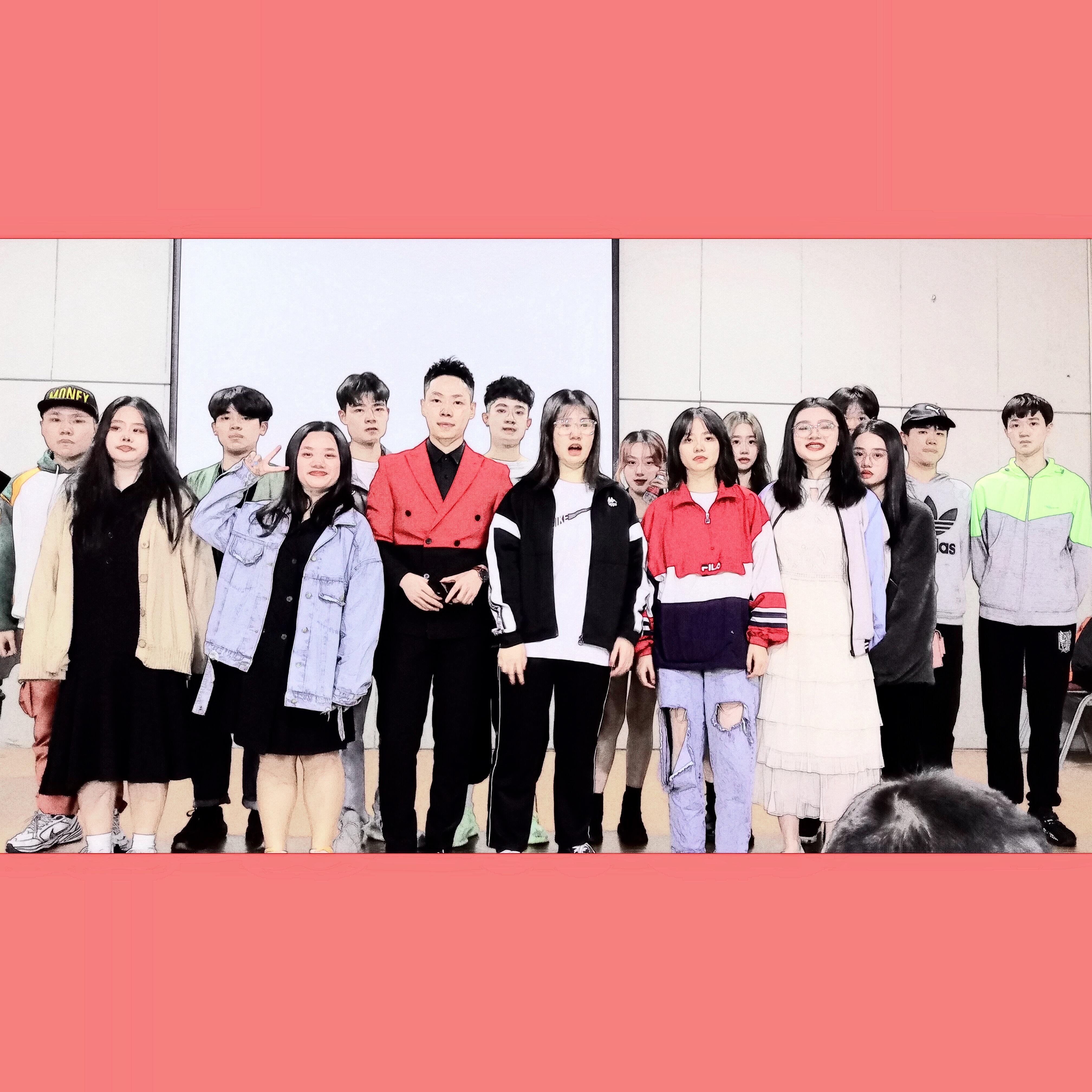 青春绽放（bloom of youth）封面
