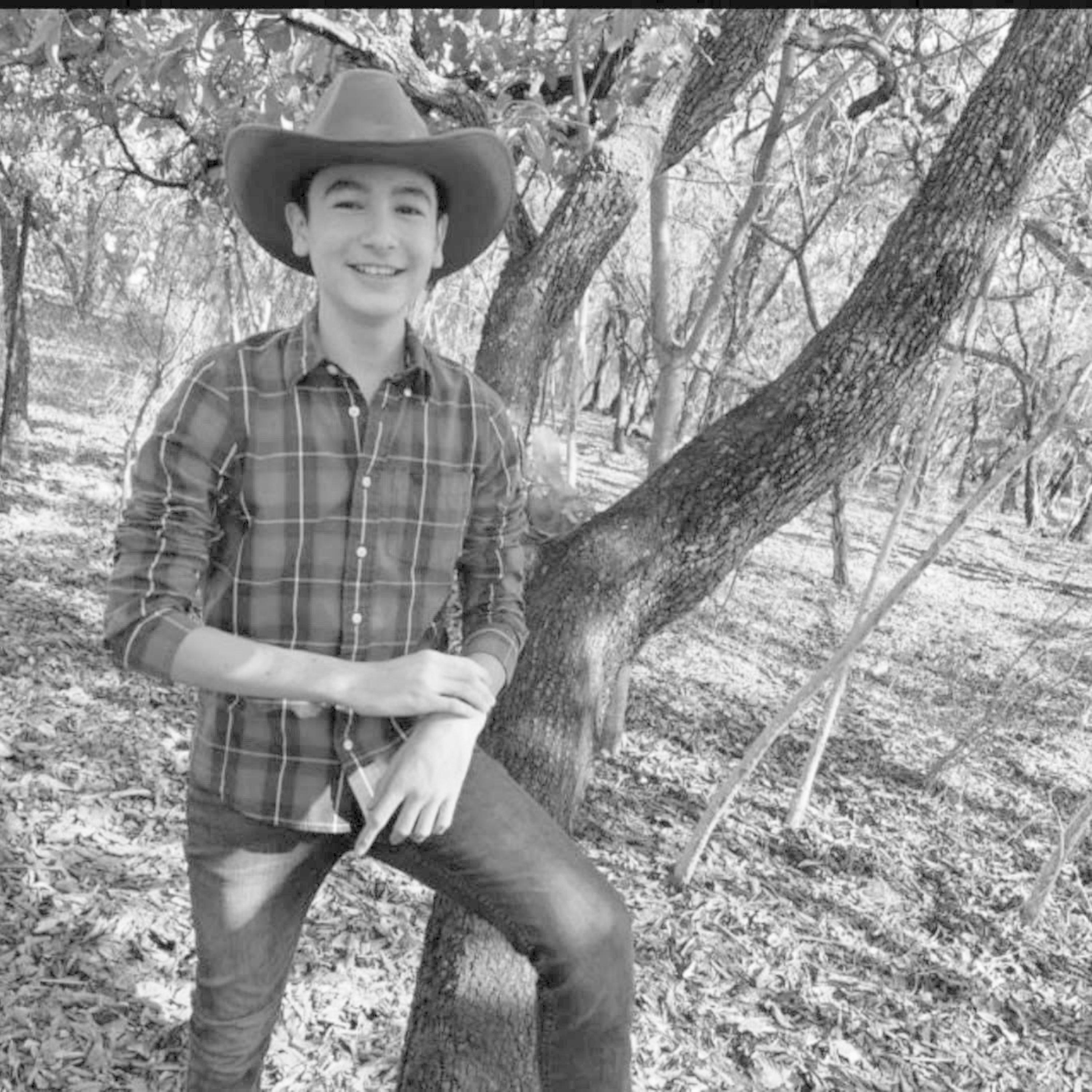 Efraín (feat. Sebastían Pérez)