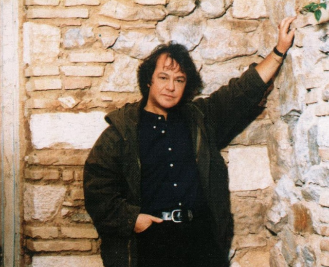 Yannis Parios