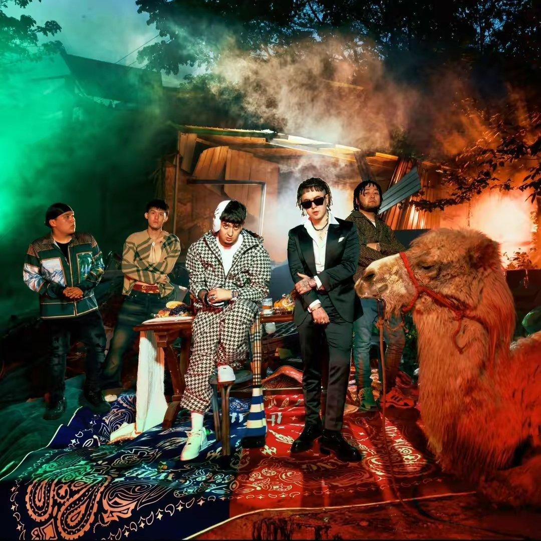 那奇沃夫&kkluv& AThree歌曲