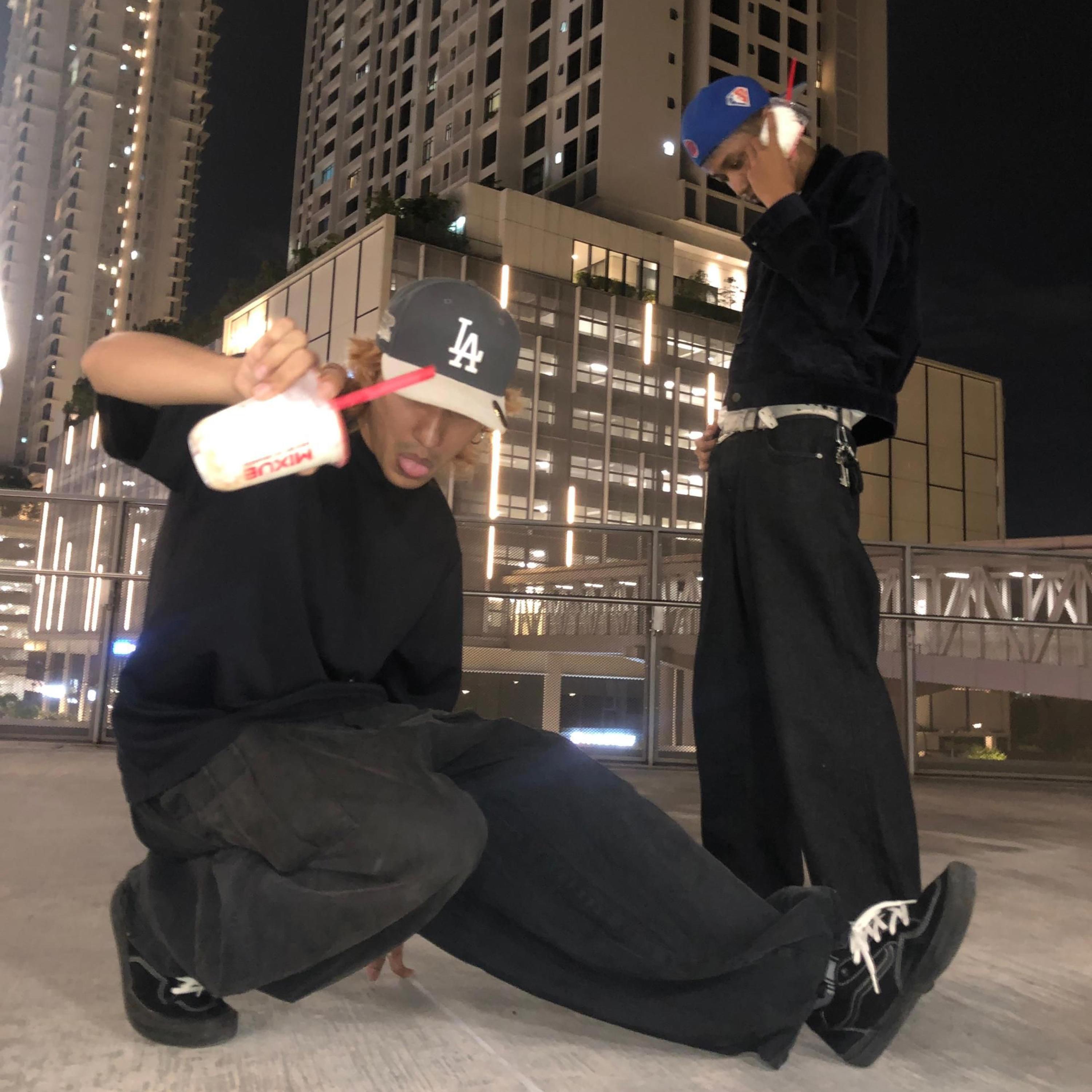 PEEGI JAUH (feat. lurkboy)